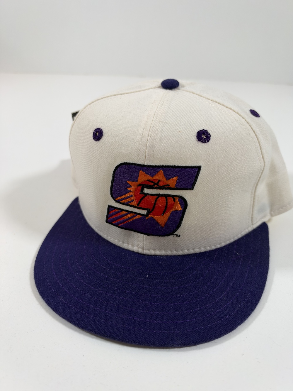 VTG Phoenix Suns Hat Cap Fitted Mens 7 1/4 White NBA Basketball New Era 5950